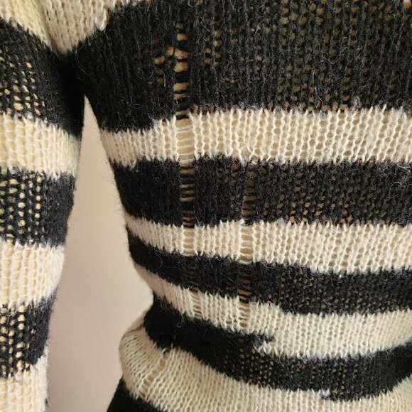 B&W punk sweater - Picture 5 of 7